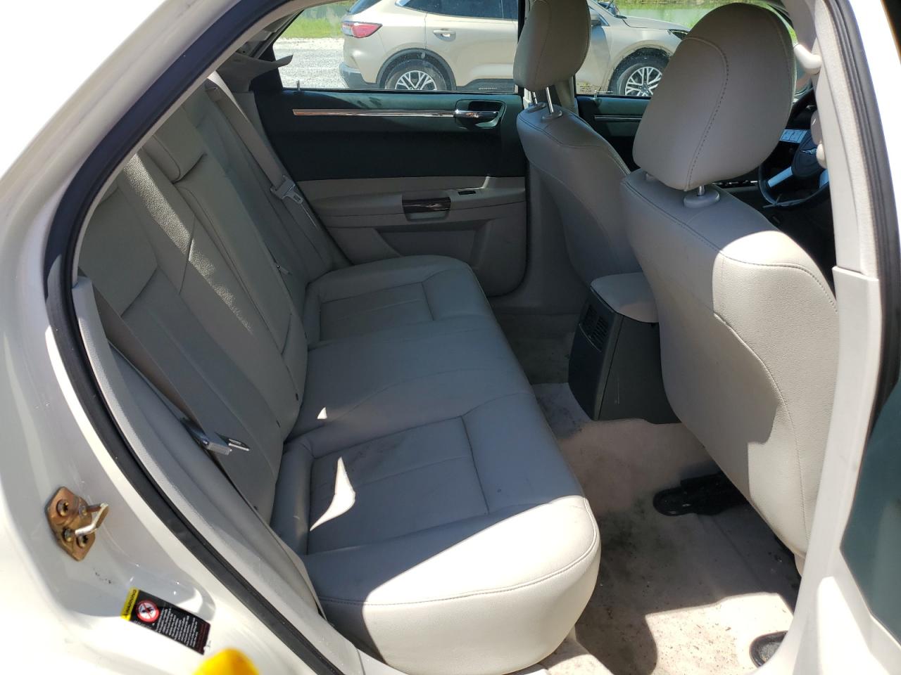 2005 Chrysler 300 Touring VIN: 2C3AK53G95H696756 Lot: 39767338