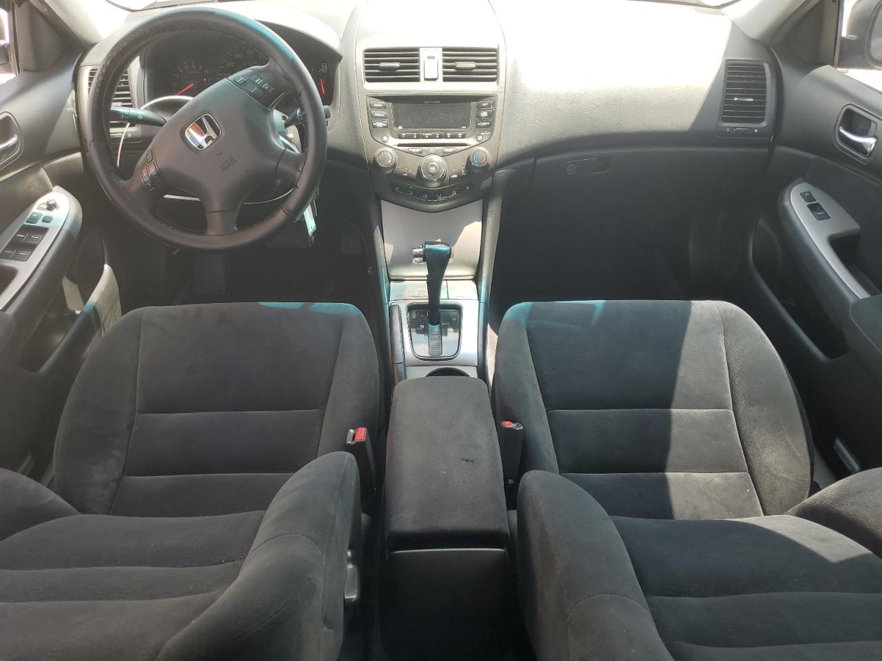2005 Honda Accord Ex VIN: 1HGCM56795A011861 Lot: 64293785