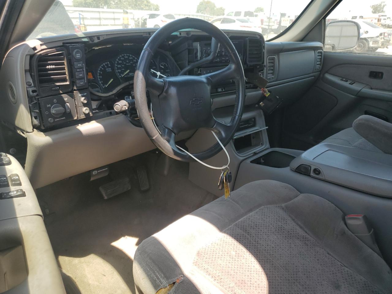 2000 Chevrolet Silverado K1500 VIN: 1GCEK19T4YE193674 Lot: 64790105