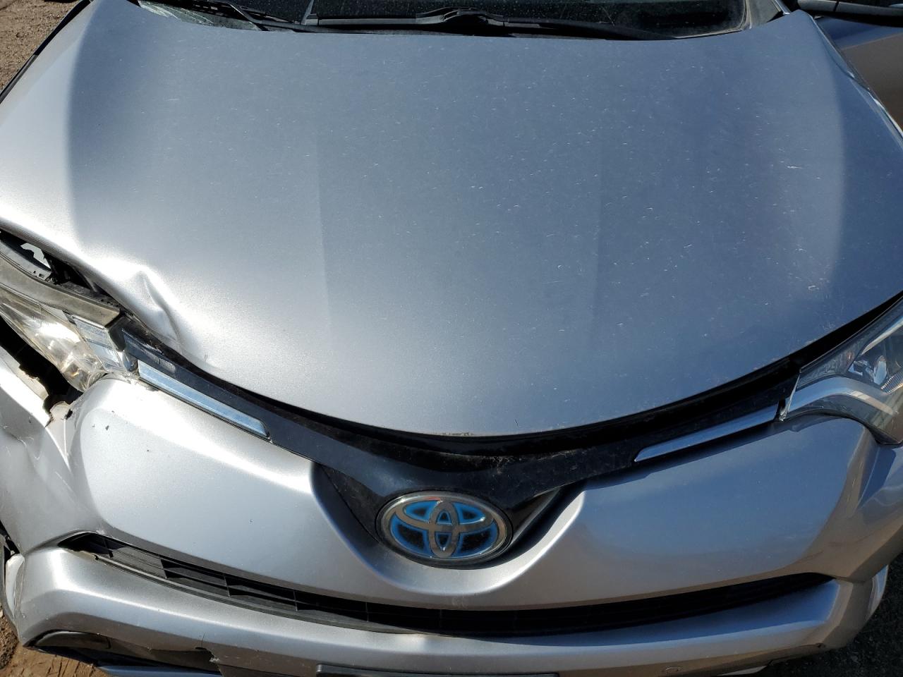 2017 Toyota Rav4 Hv Le VIN: JTMRJREV0HD146416 Lot: 64643695