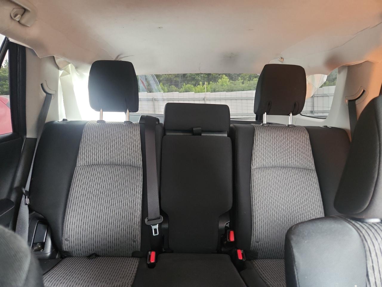 2022 Toyota 4Runner Sr5/Sr5 Premium VIN: JTEMU5JR0N6001097 Lot: 63317335