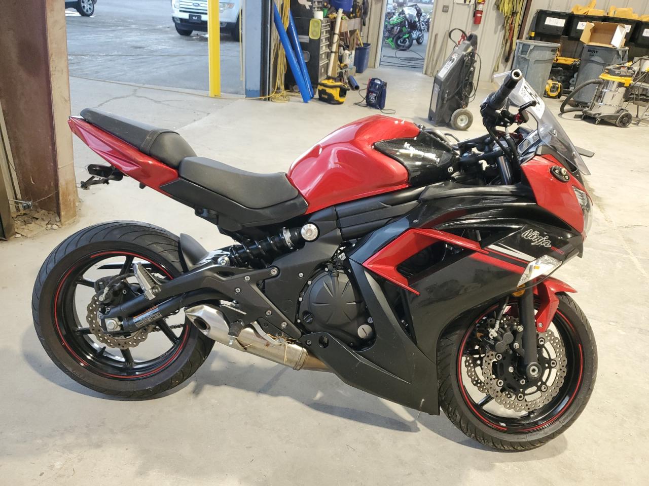 2016 Kawasaki Ex650 F red sport_bike gas JKAEXEF19GDA29091 photo #1