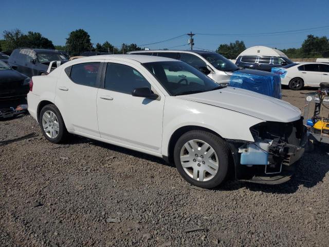 Sedans DODGE AVENGER 2014 Biały