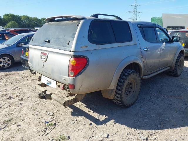 2010 MITSUBISHI L200BARB L