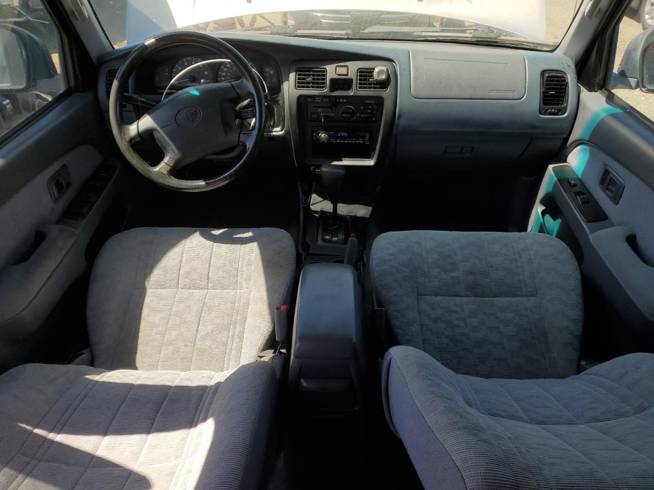 2000 Toyota 4Runner VIN: JT3GM84R2Y0068794 Lot: 63912225