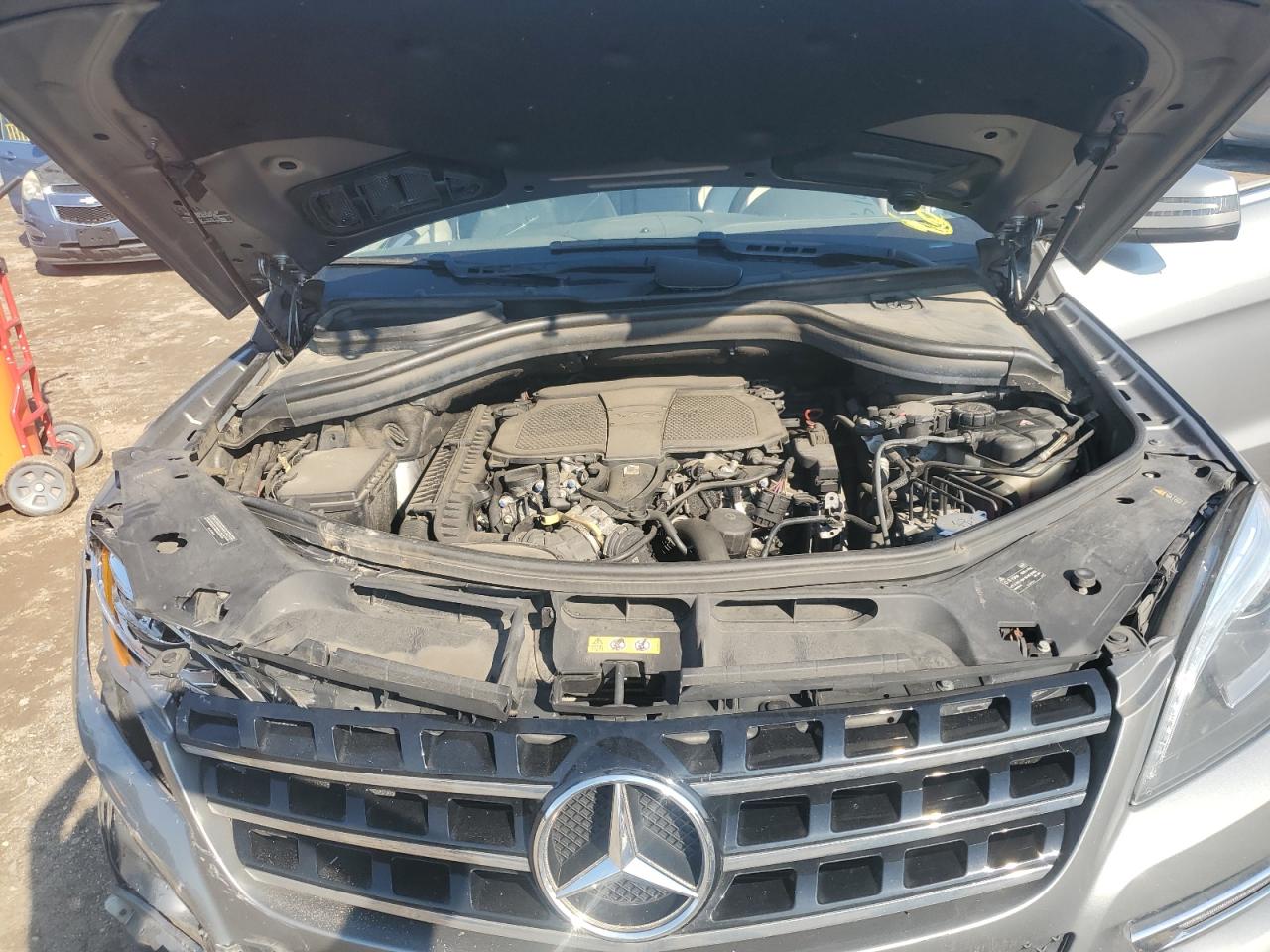 2015 Mercedes-Benz Ml 350 4Matic VIN: 4JGDA5HB0FA476717 Lot: 63163595