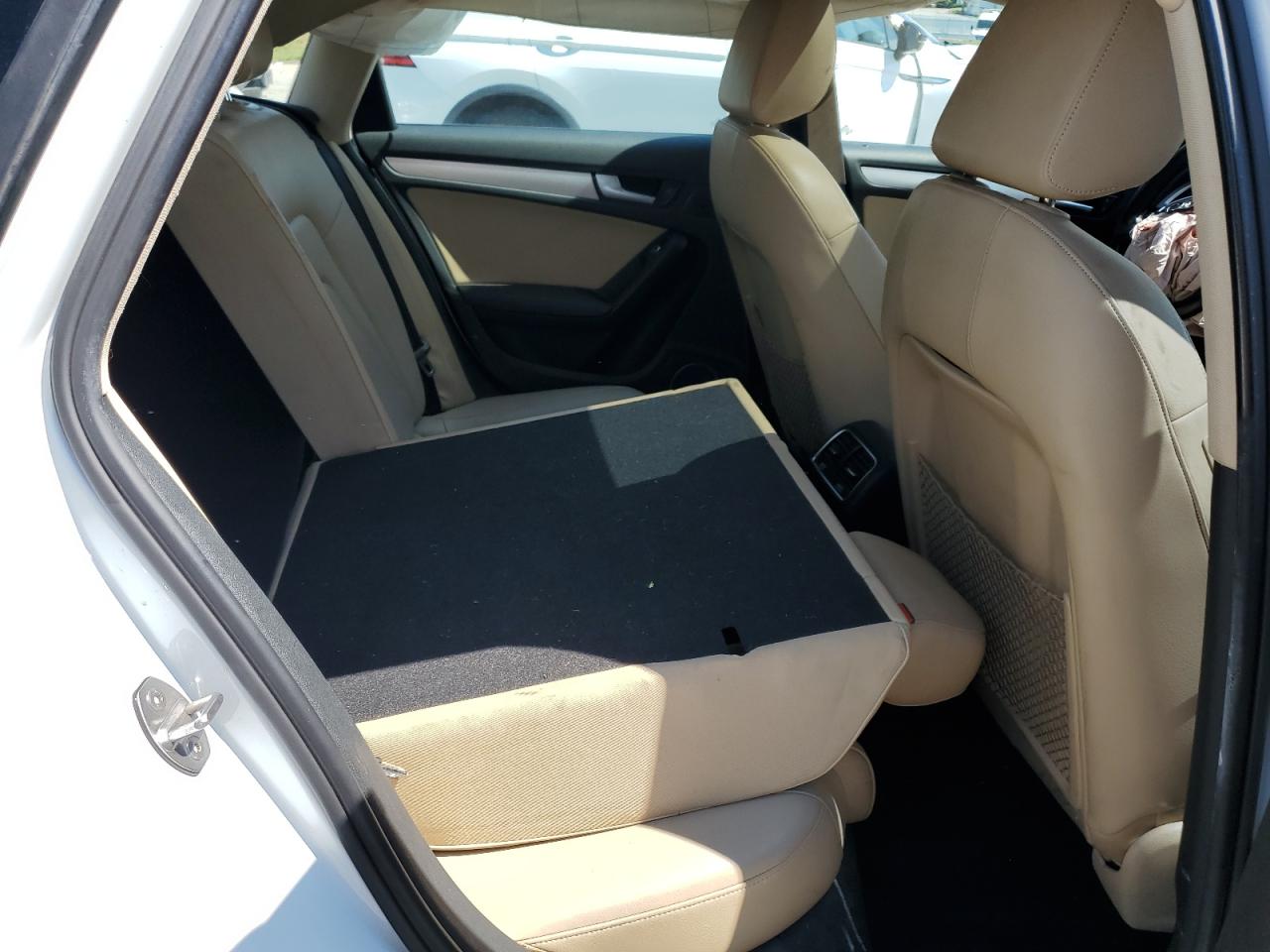 2013 Audi A4 Premium Plus VIN: WAUFFBFL2DN043895 Lot: 63663965