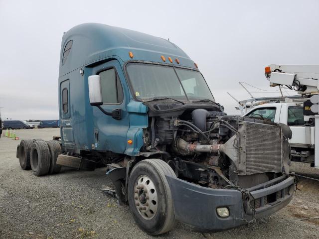 2013 Freightliner Cascadia 125 Semi Truck
