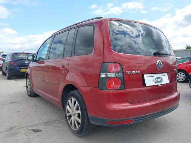 2010 VOLKSWAGEN TOURAN MAT