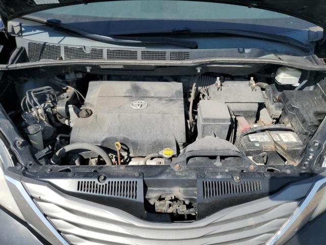 2012 TOYOTA SIENNA XLE  