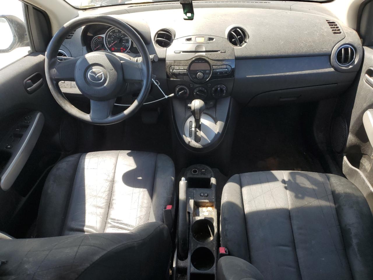 2014 Mazda Mazda2 Sport VIN: JM1DE1KZ6E0186090 Lot: 63339475