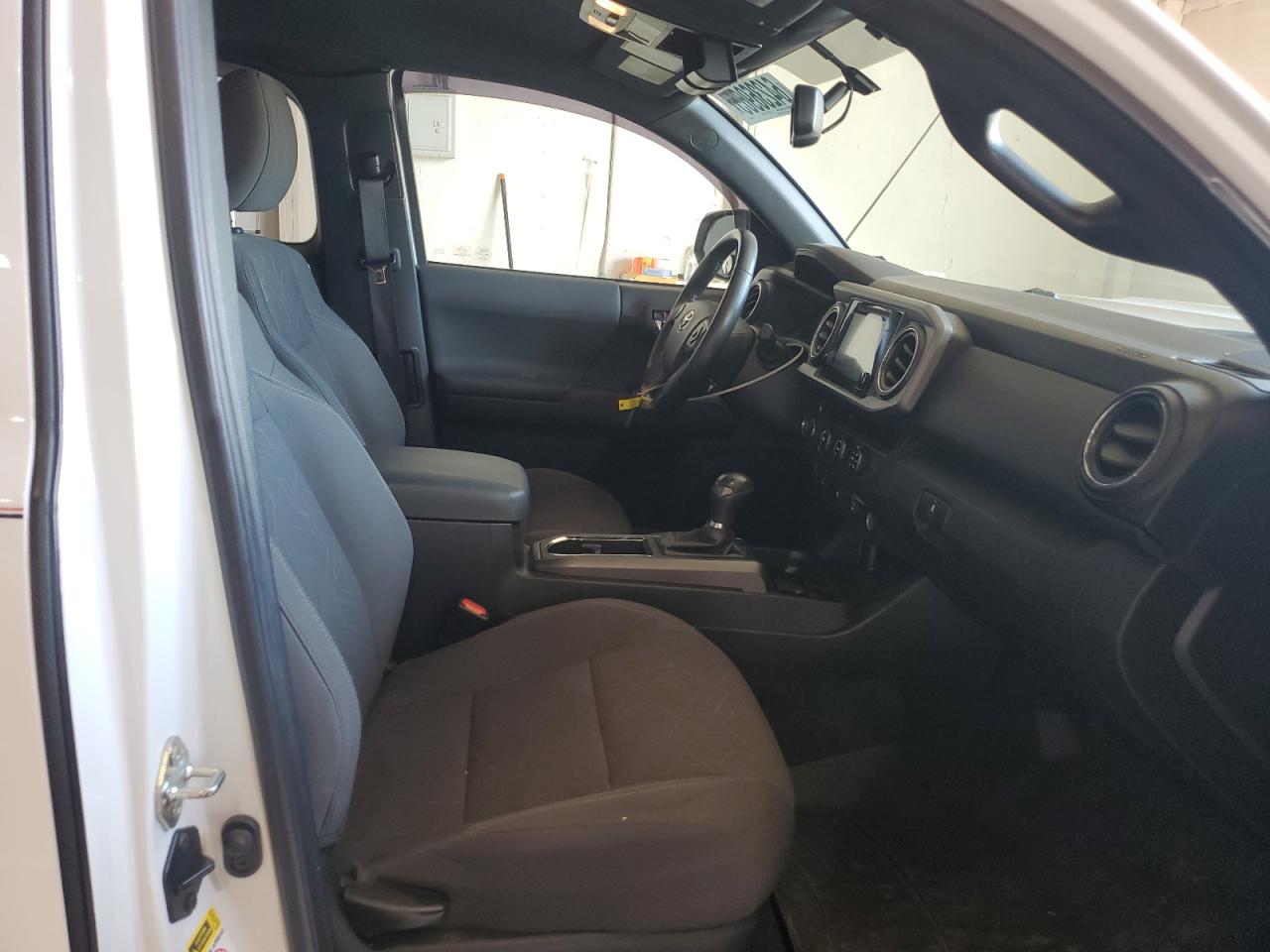 2016 Toyota Tacoma Access Cab VIN: 5TFSZ5AN4GX008514 Lot: 64236965