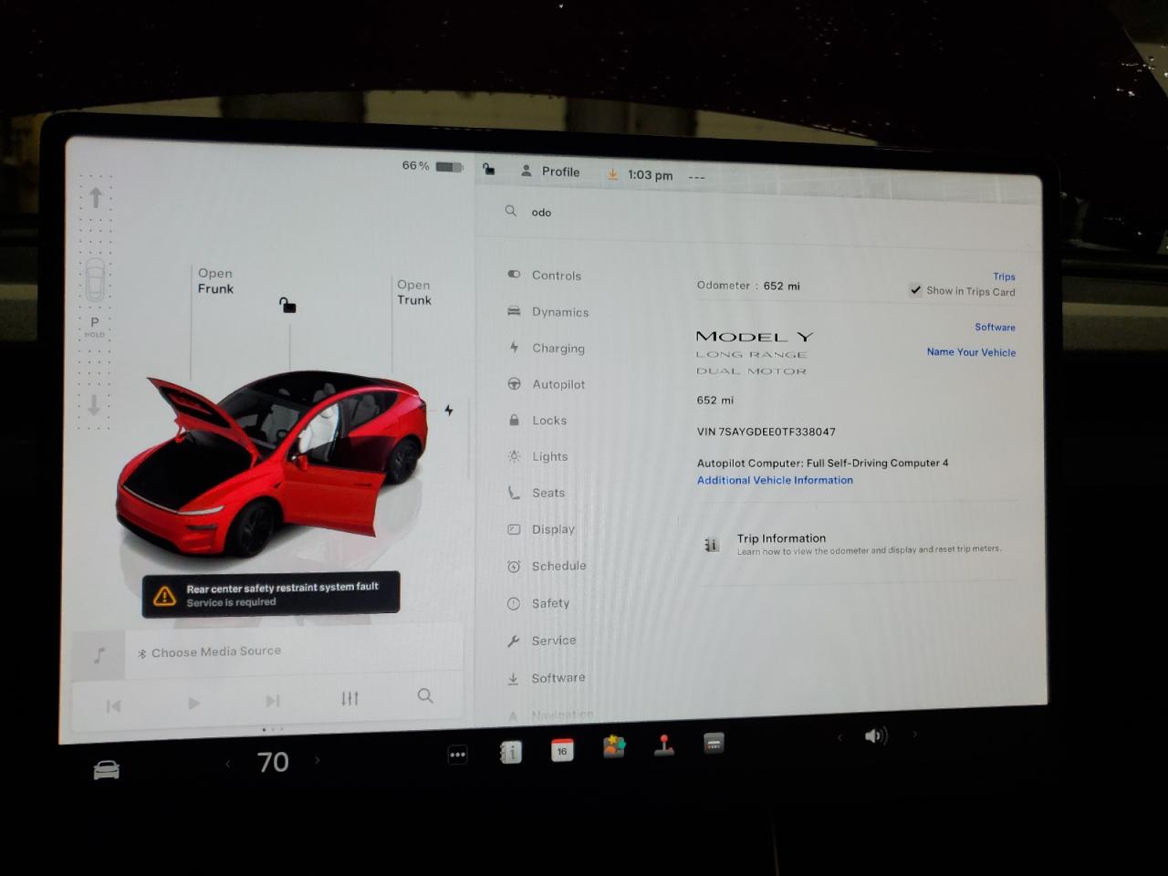 2026 Tesla Model Y VIN: 7SAYGDEE0TF338047 Lot: 64505915