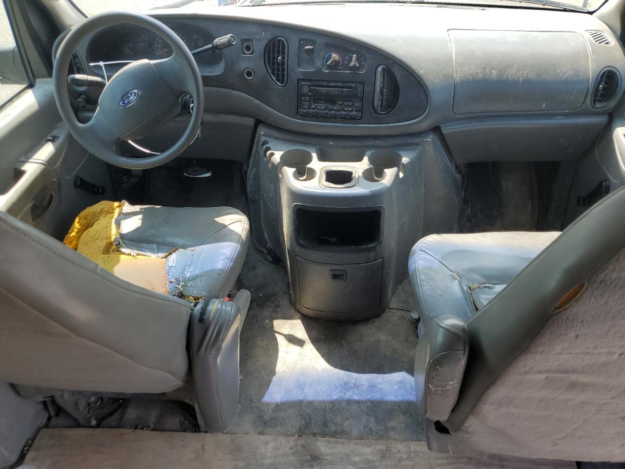 2003 Ford Econoline E350 Super Duty Van VIN: 1FTSE34L13HA38326 Lot: 64162295