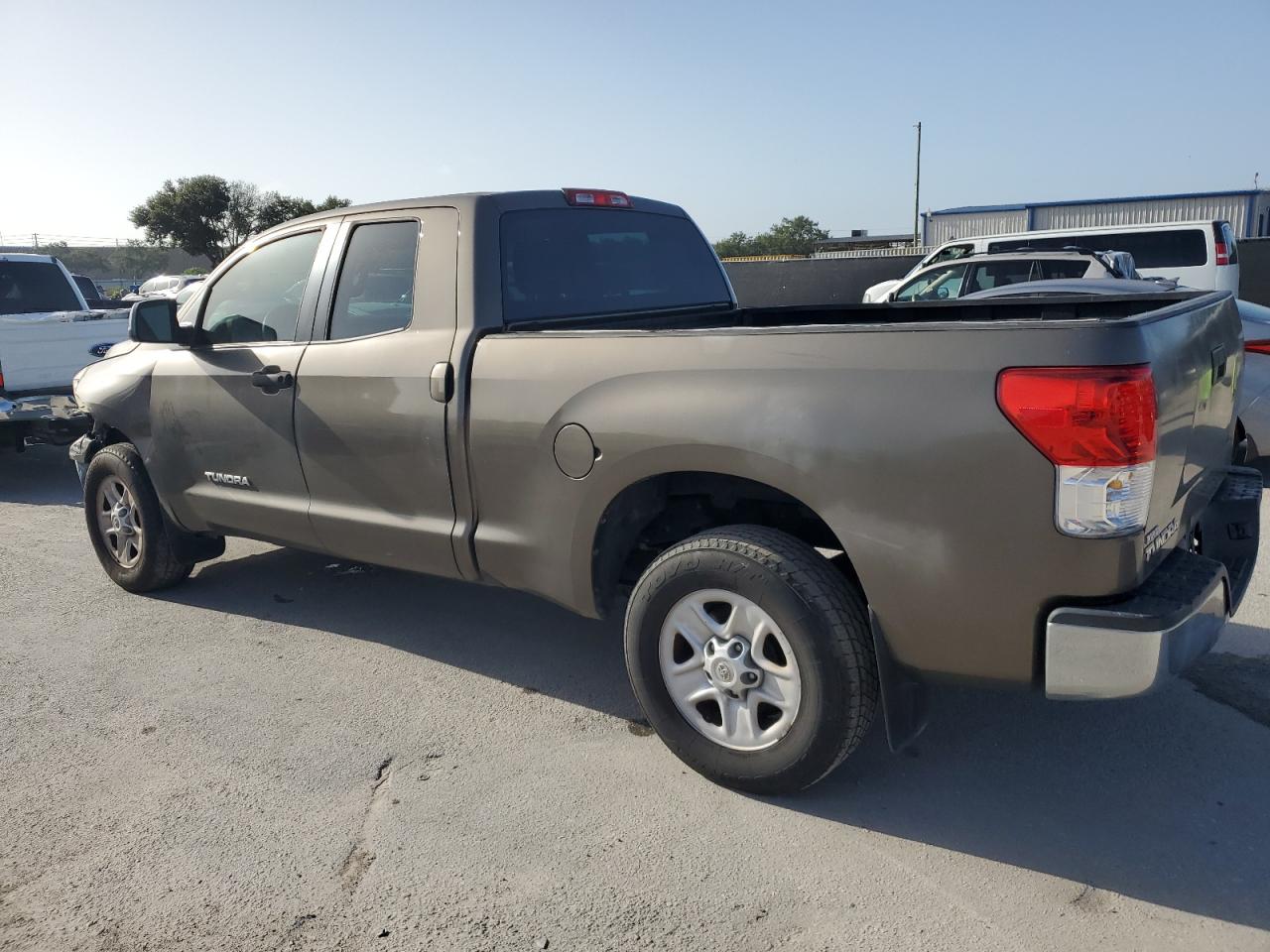2010 Toyota Tundra Double Cab Sr5 VIN: 5TFRU5F12AX023555 Lot: 66461335