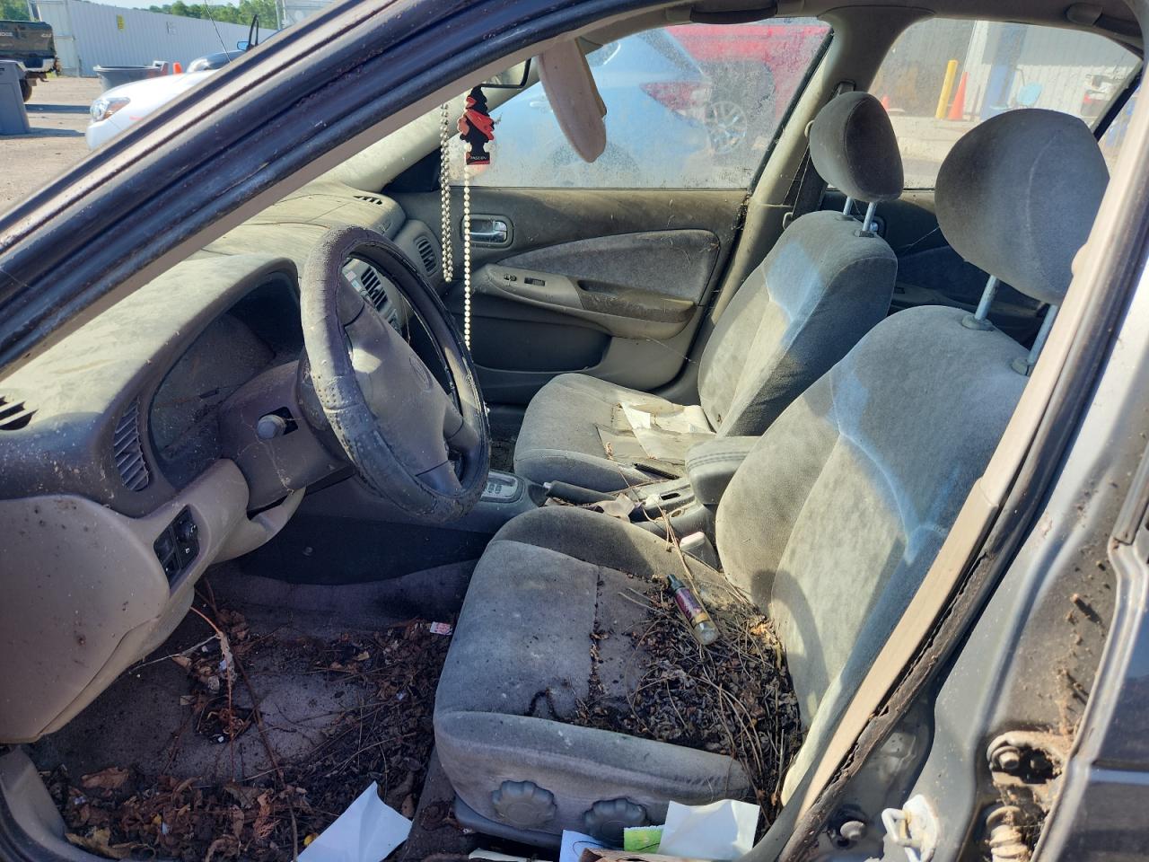 2001 Nissan Sentra Xe VIN: 3N1CB51D51L497687 Lot: 62727875