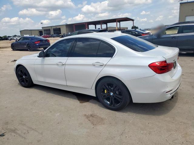  BMW 3 SERIES 2017 Biały