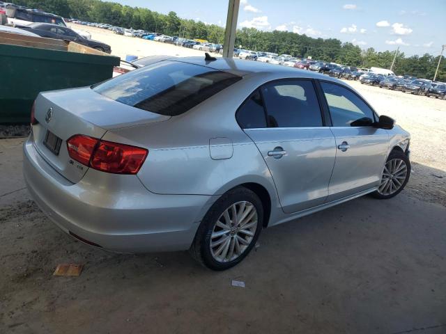  VOLKSWAGEN JETTA 2013 Srebrny