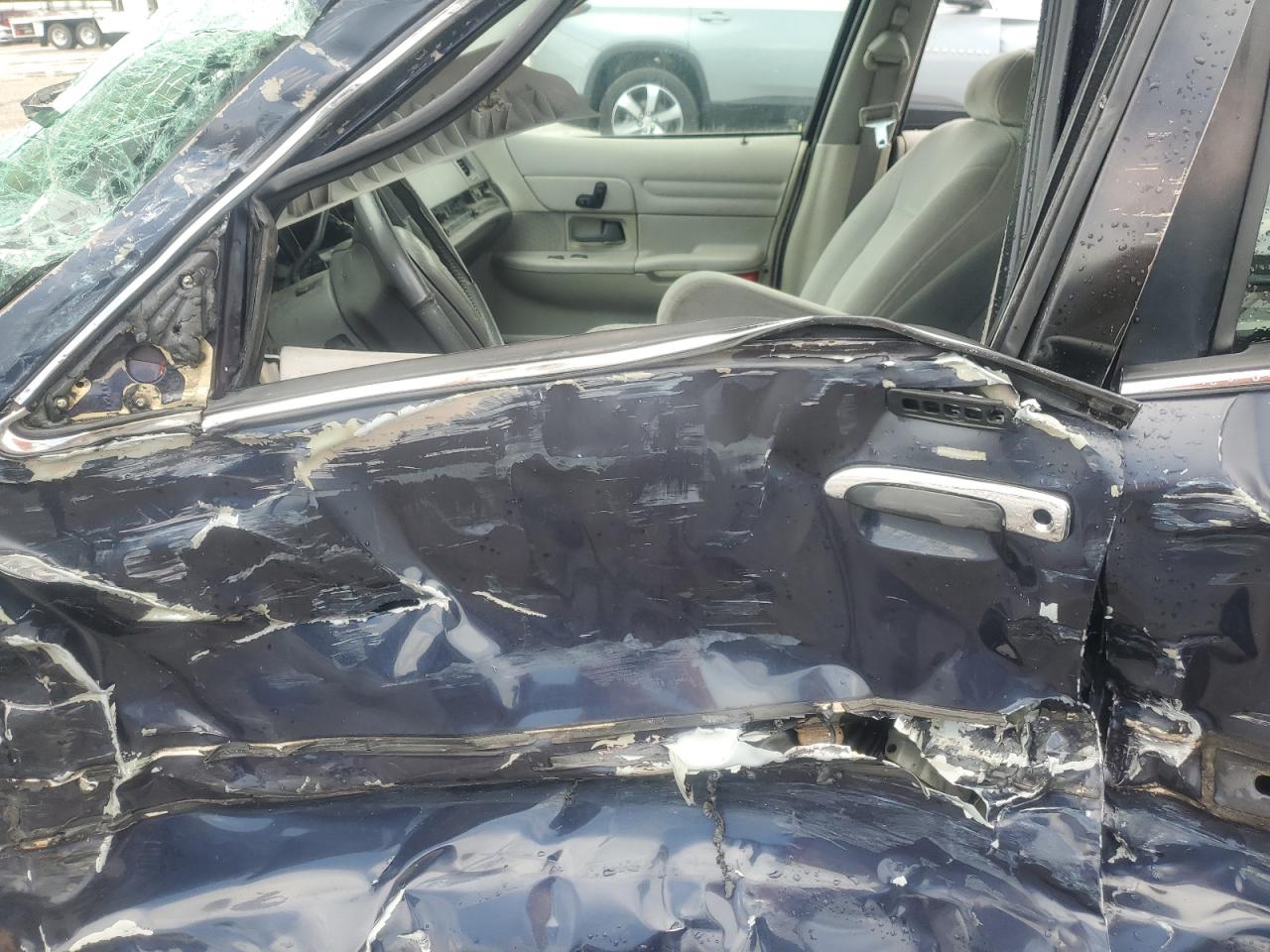 2001 Ford Crown Victoria Lx VIN: 2FAFP74W81X141792 Lot: 65143545