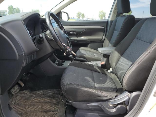 Parquets MITSUBISHI OUTLANDER 2016 Biały