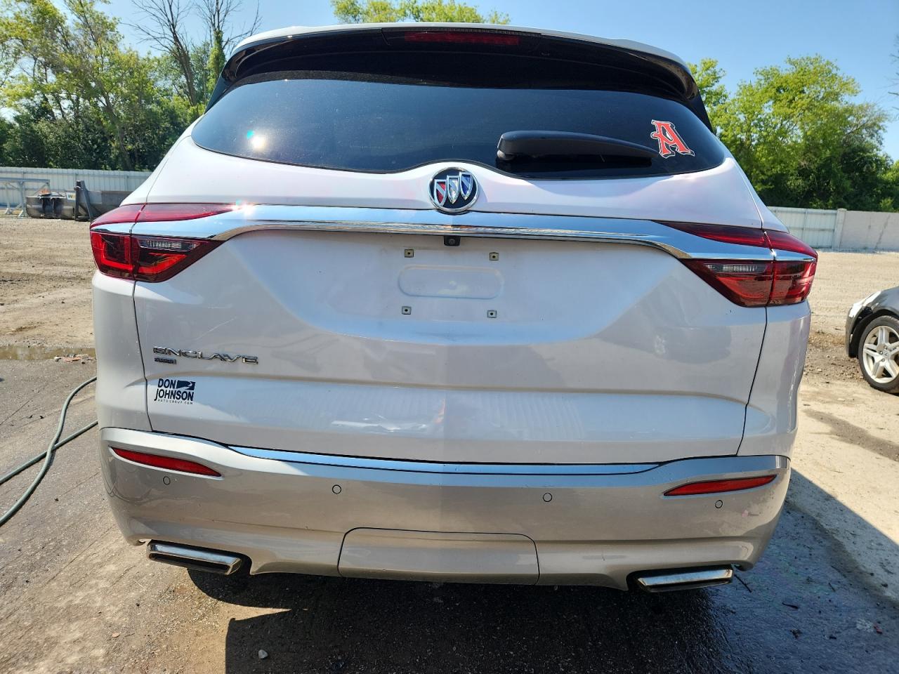 2021 Buick Enclave Essence VIN: 5GAEVAKW1MJ255367 Lot: 63986025