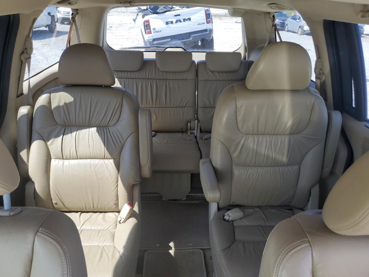2010 Honda Odyssey Exl VIN: 5FNRL3H61AB001587 Lot: 61915935