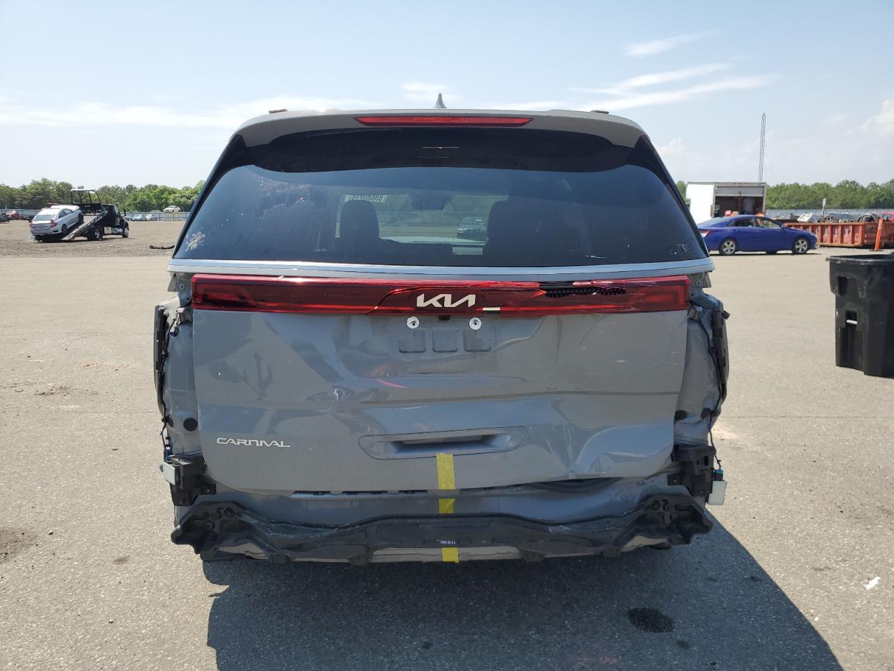 2024 Kia Carnival Sx VIN: KNDNE5H32R6339355 Lot: 63680215