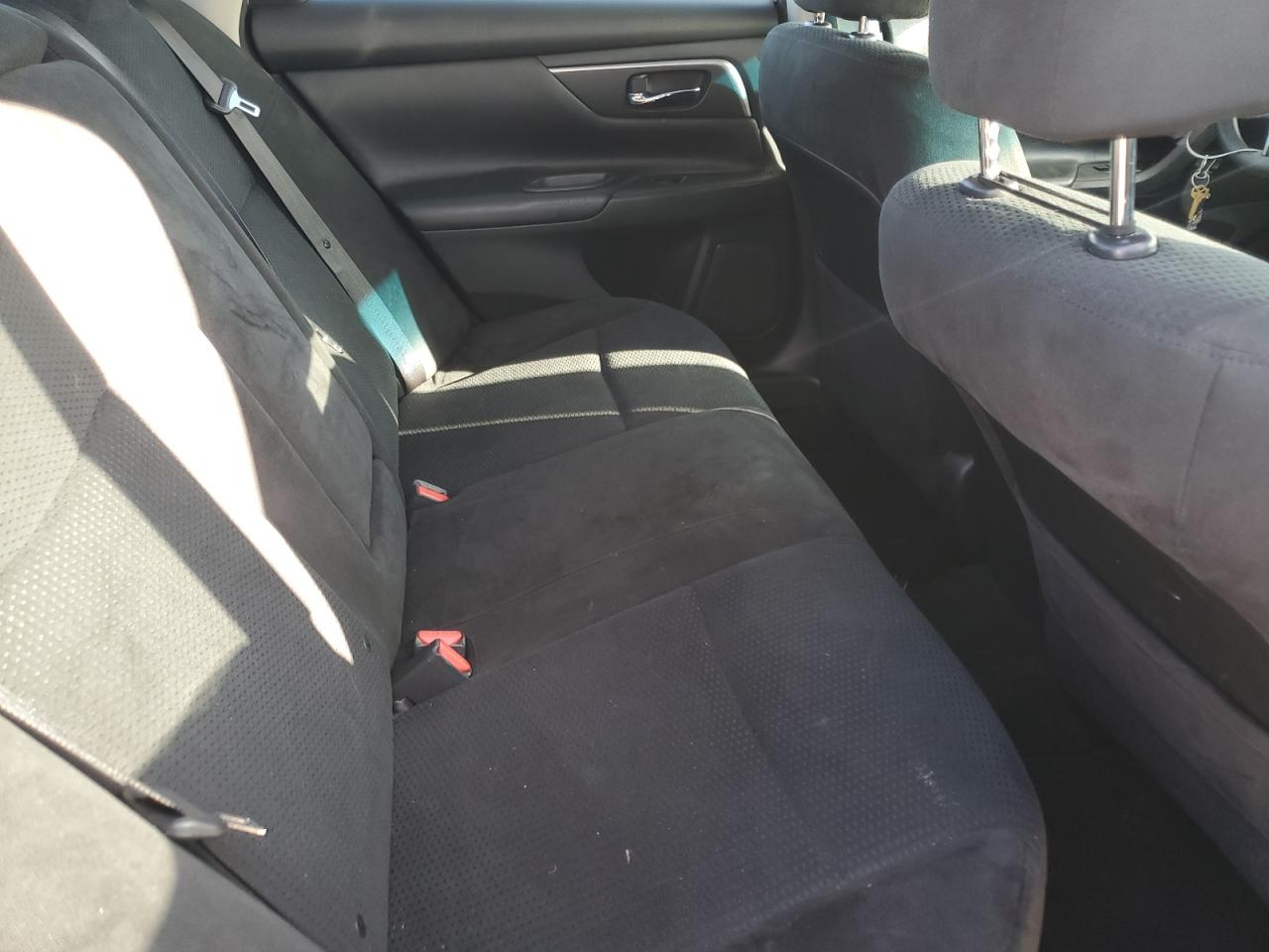 1n4al3ap4fn904055 1N4AL3AP4FN904055 2015 Nissan Altima 2.5