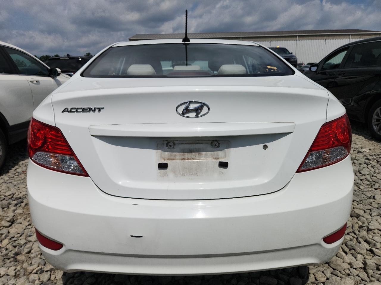 2013 Hyundai Accent Gls VIN: KMHCT4AEXDU564142 Lot: 65122985