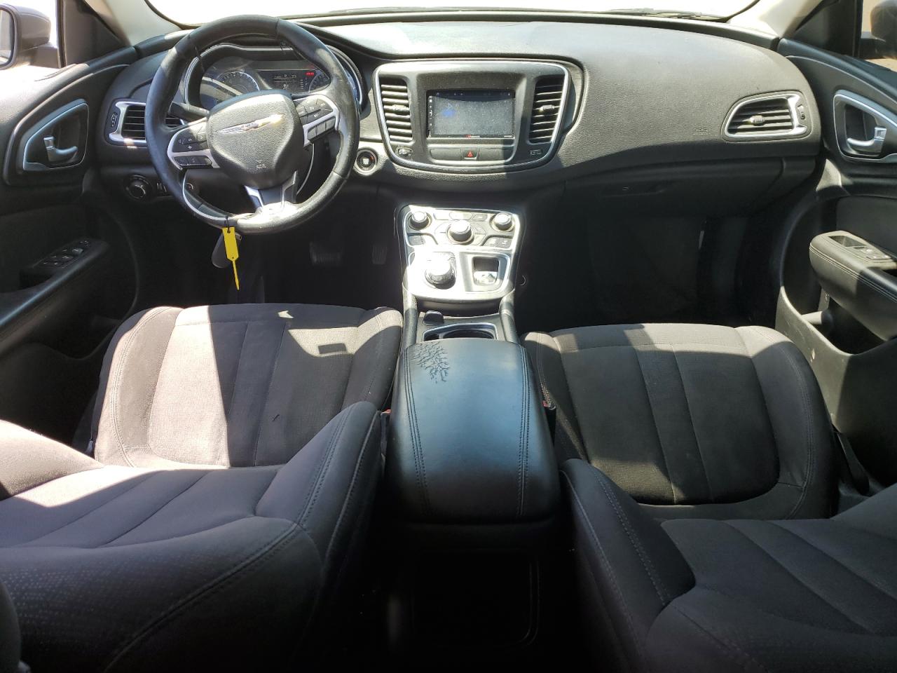 2015 Chrysler 200 Limited VIN: 1C3CCCAB8FN728283 Lot: 66021655