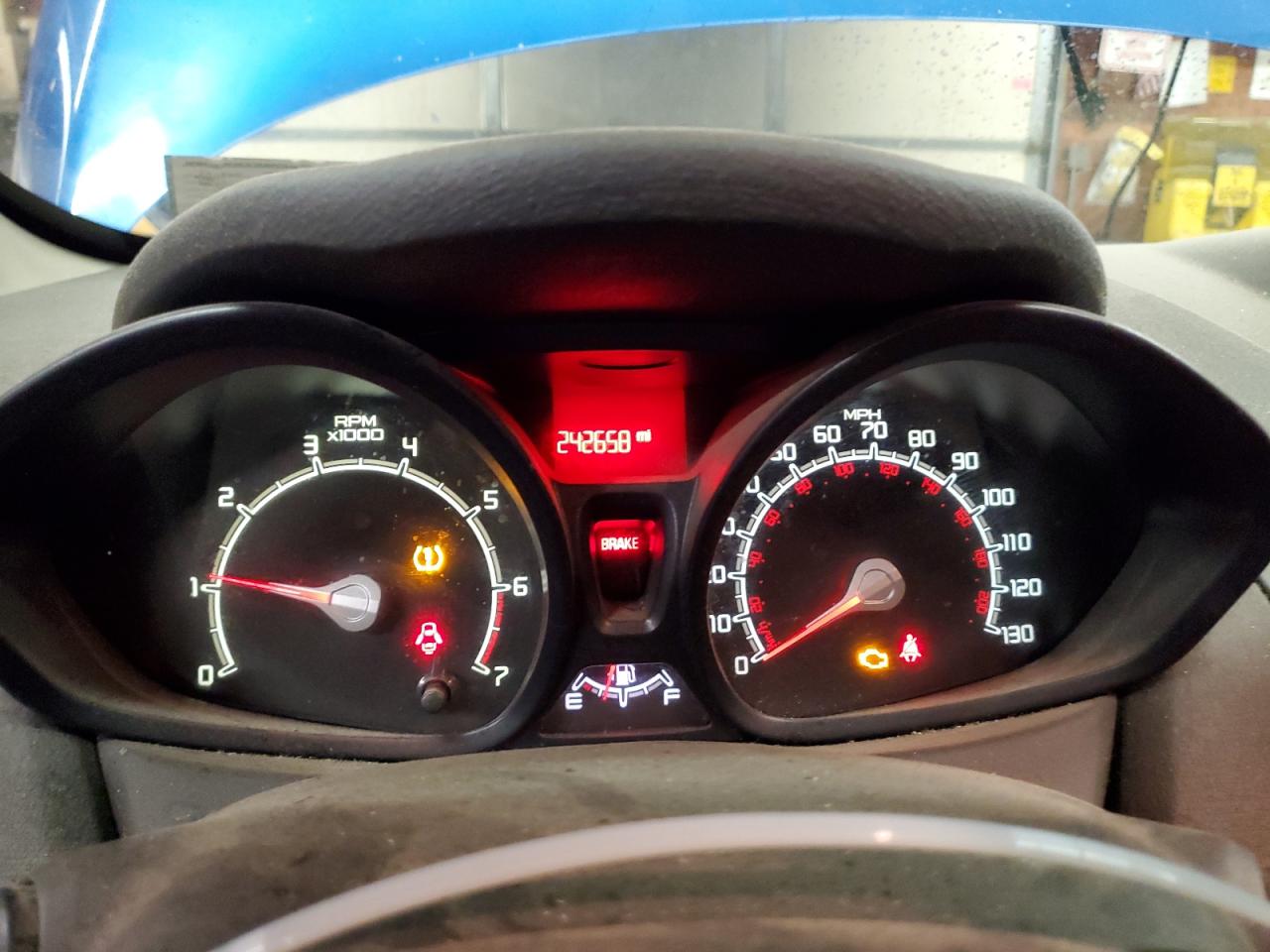 2011 Ford Fiesta S VIN: 3FADP4AJ7BM162094 Lot: 64099205