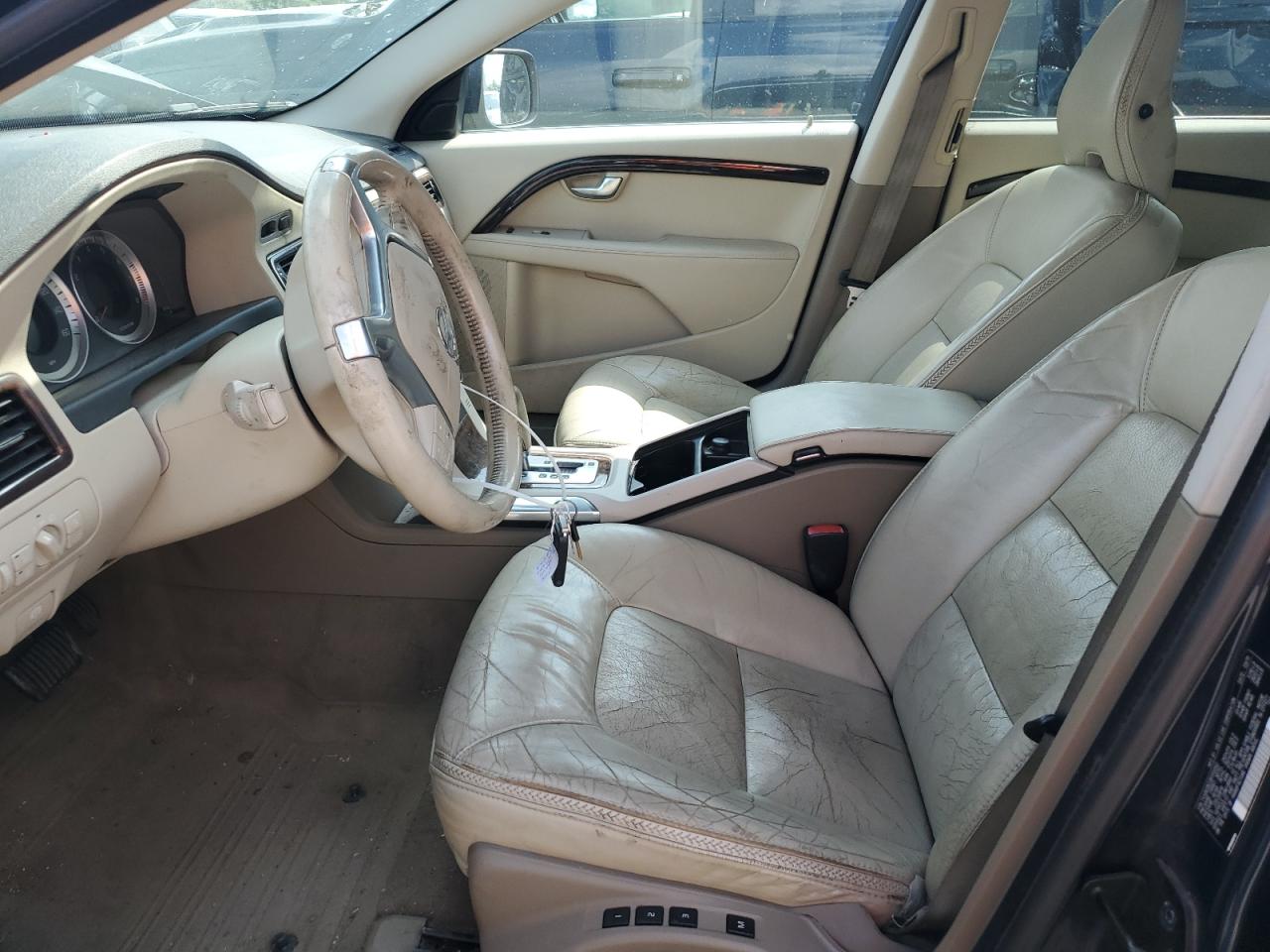 2011 Volvo Xc70 T6 VIN: YV4902BZ2B1112050 Lot: 64756985