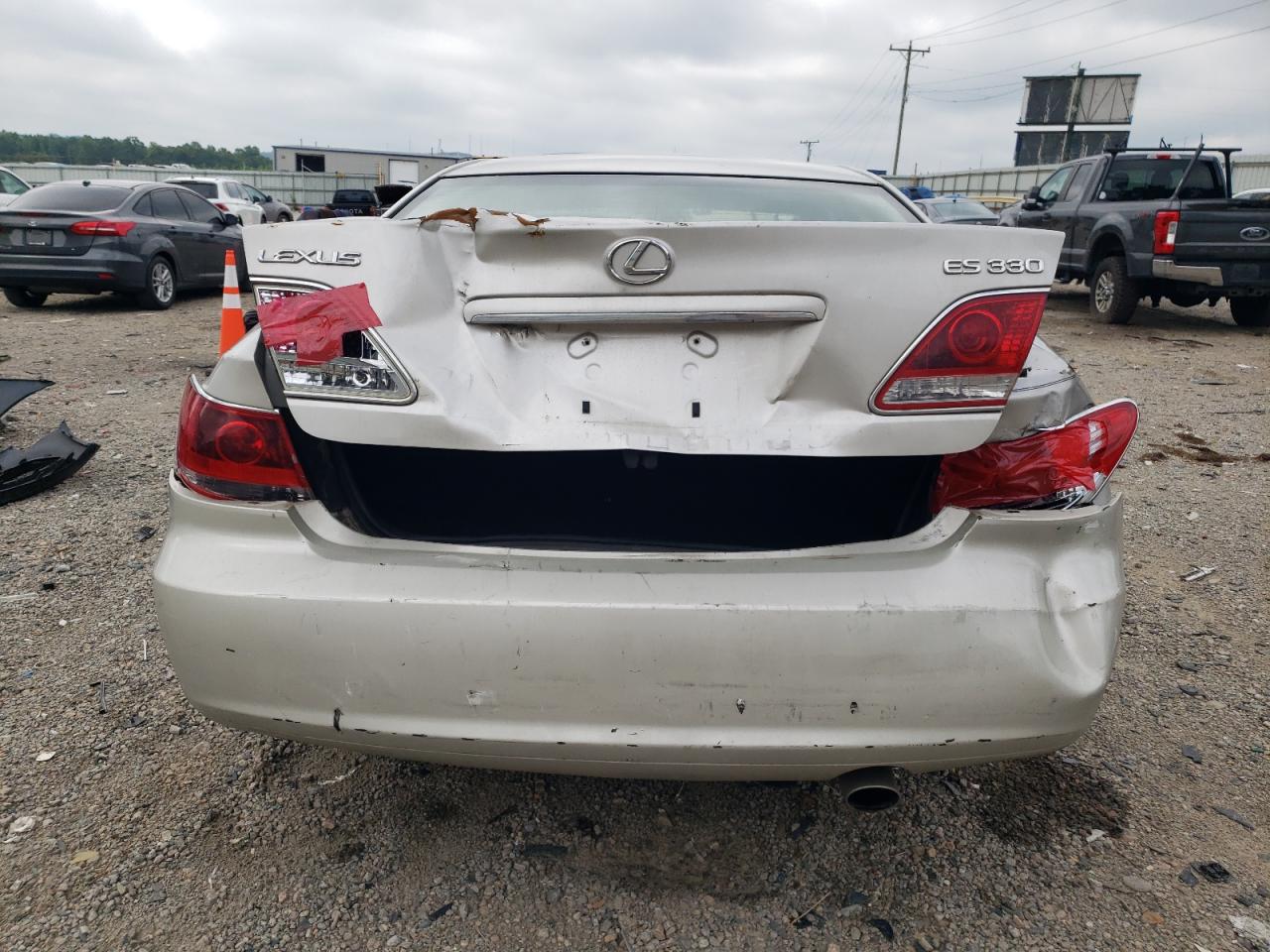 2005 Lexus Es 330 VIN: JTHBA30G955072053 Lot: 62902405