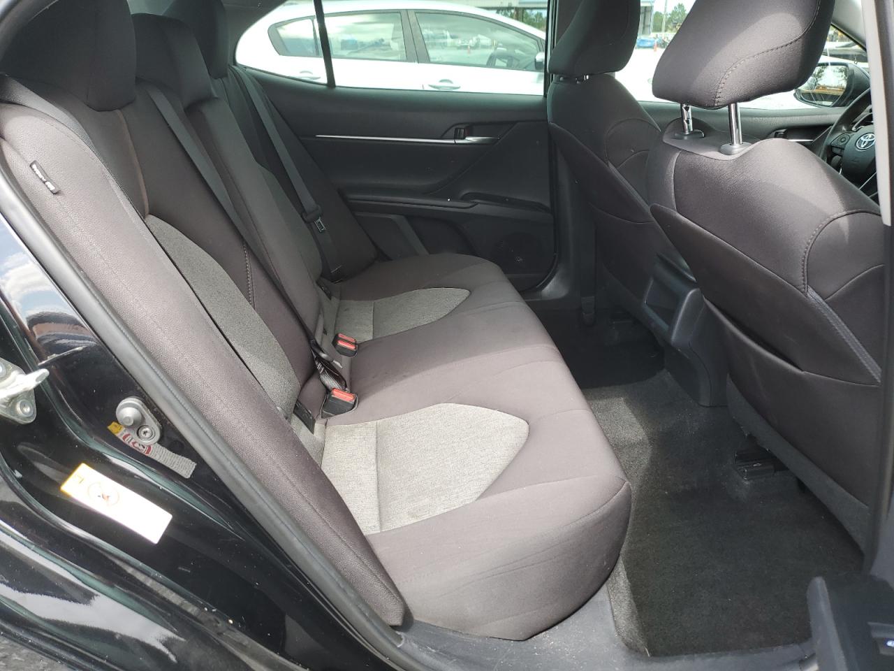 2019 Toyota Camry L VIN: 4T1B11HKXKU689442 Lot: 65639285