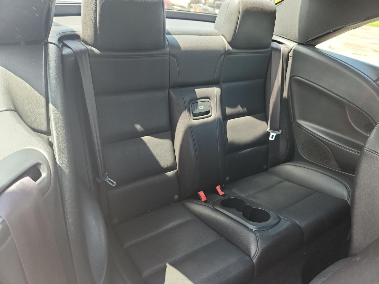 wvwbw7ah8cv015003 WVWBW7AH8CV015003 2012 Volkswagen Eos Komfort