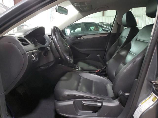 Sedans VOLKSWAGEN JETTA 2013 Gray