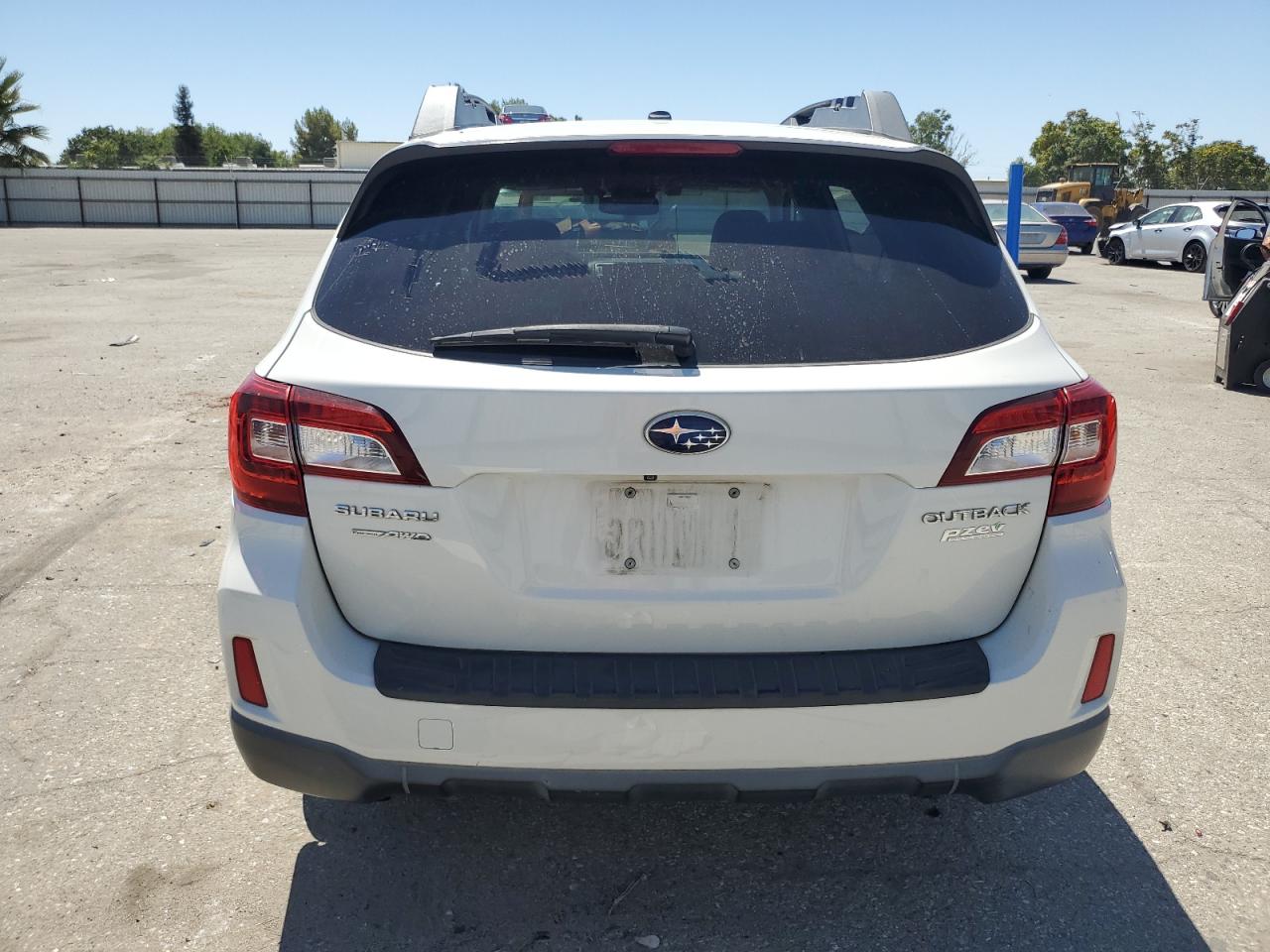 2015 Subaru Outback 2.5I Limited VIN: 4S4BSANC3F3295044 Lot: 63840685