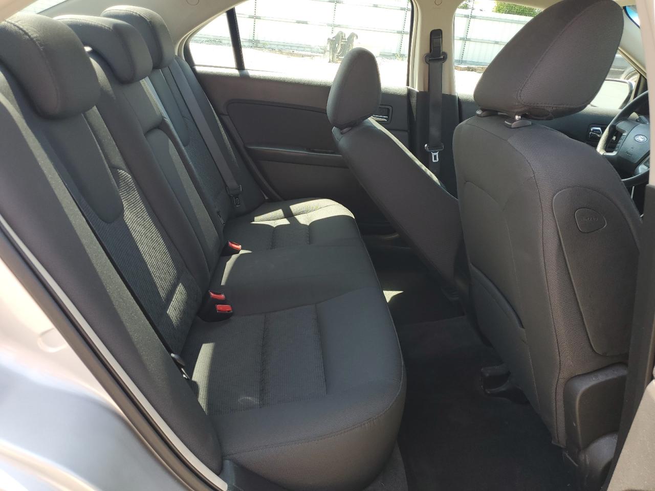 2010 Ford Fusion Se VIN: 3FAHP0HA5AR355300 Lot: 64214665