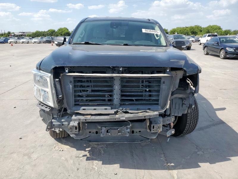  NISSAN TITAN 2020 Черный