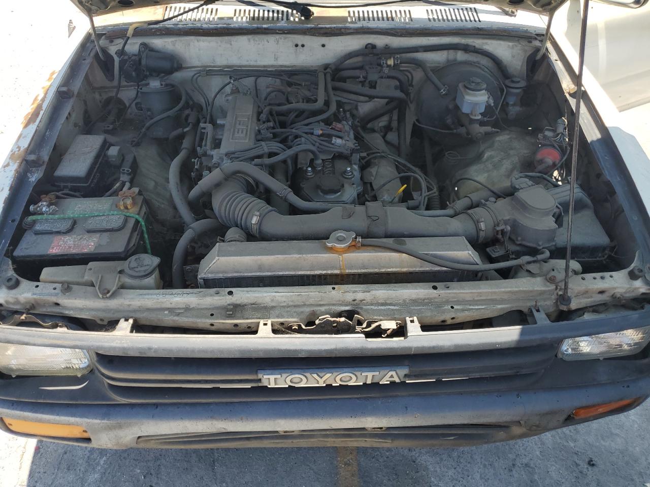 1990 Toyota Pickup 1/2 Ton Short Wheelbase VIN: JT4RN81A9L5071980 Lot: 63795355
