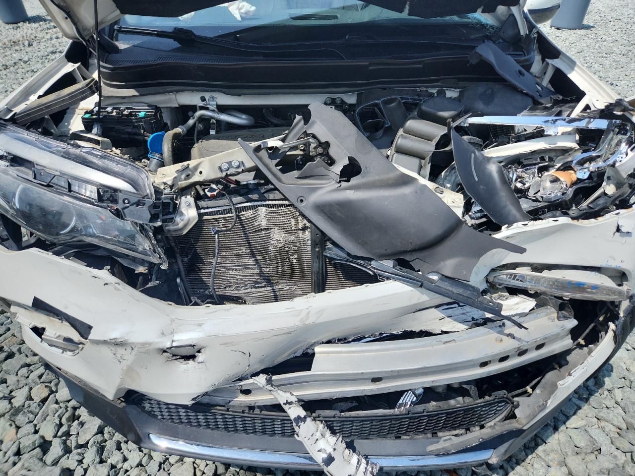 2016 Honda Pilot Touring VIN: 5FNYF6H98GB076973 Lot: 65572075