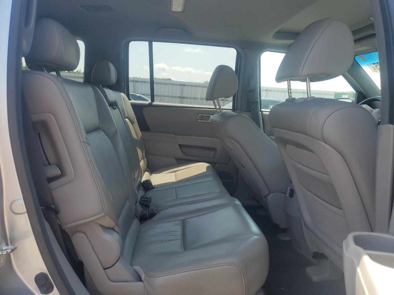 2011 Honda Pilot Exl VIN: 5FNYF4H55BB020452 Lot: 63164435