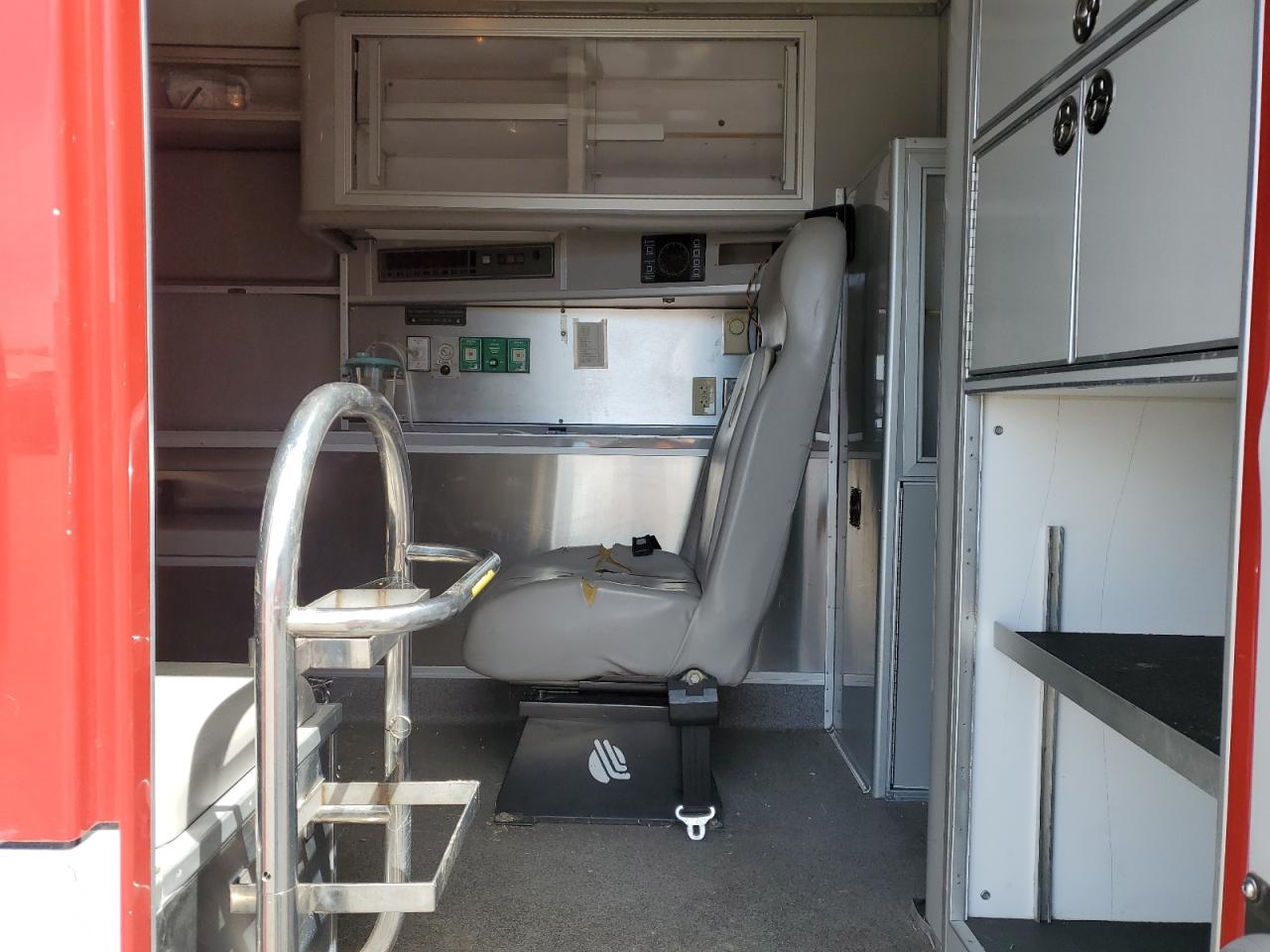 2008 Ford Econoline E450 Super Duty Cutaway Van VIN: 1FDXE45P48DB01104 Lot: 60161285