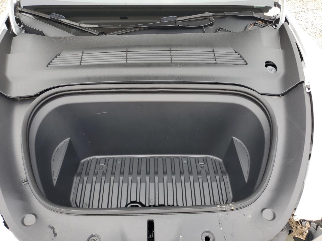 2023 Tesla Model Y VIN: 7SAYGDEEXPF781926 Lot: 66713275