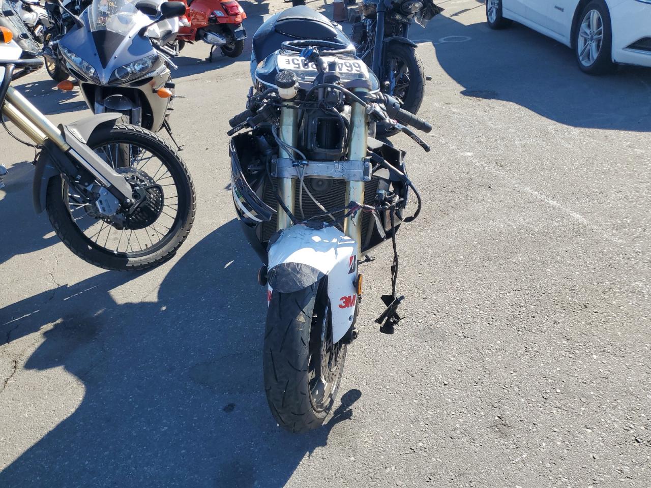 jkazxcd136a009618 JKAZXCD136A009618 2006 Kawasaki Zx1000 D6F