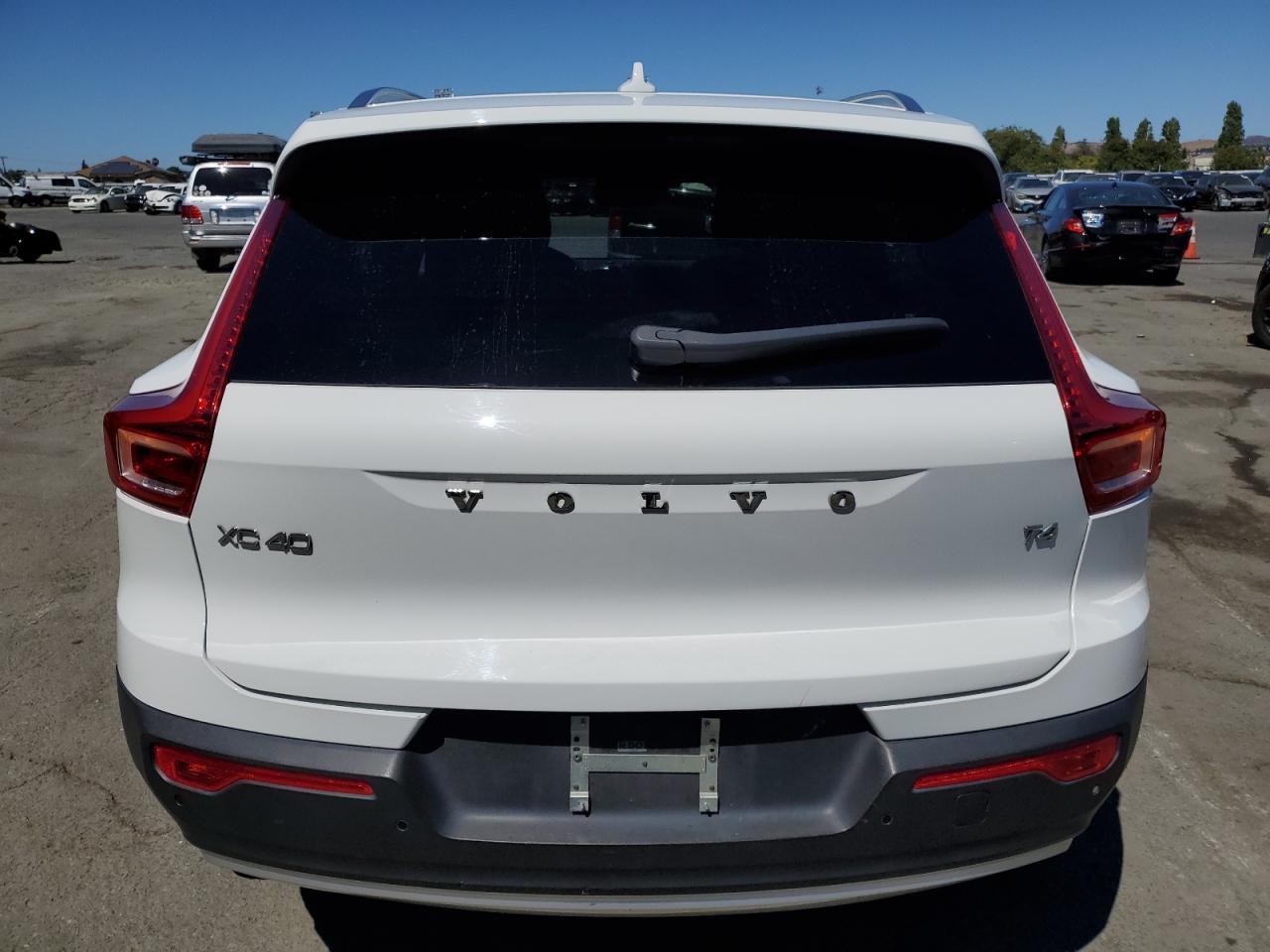 2019 Volvo Xc40 T4 Momentum VIN: YV4AC2HK2K2068799 Lot: 64265405