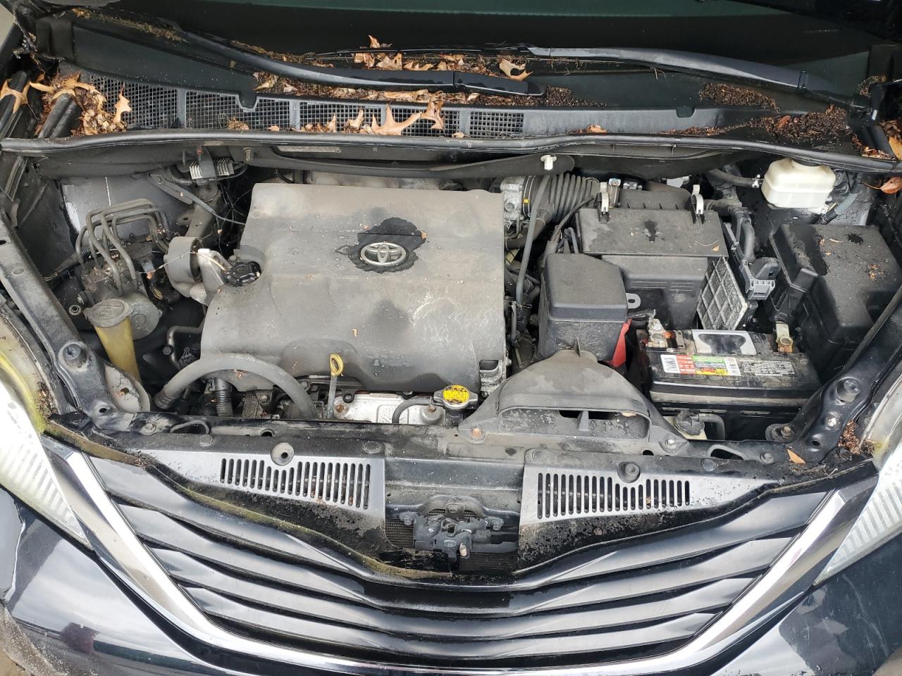 2014 Toyota Sienna Le VIN: 5TDKK3DC8ES487977 Lot: 63947135