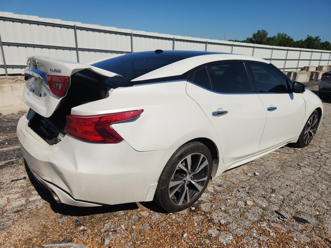 1N4AA6AP1JC402566 NISSAN MAXIMA 2018