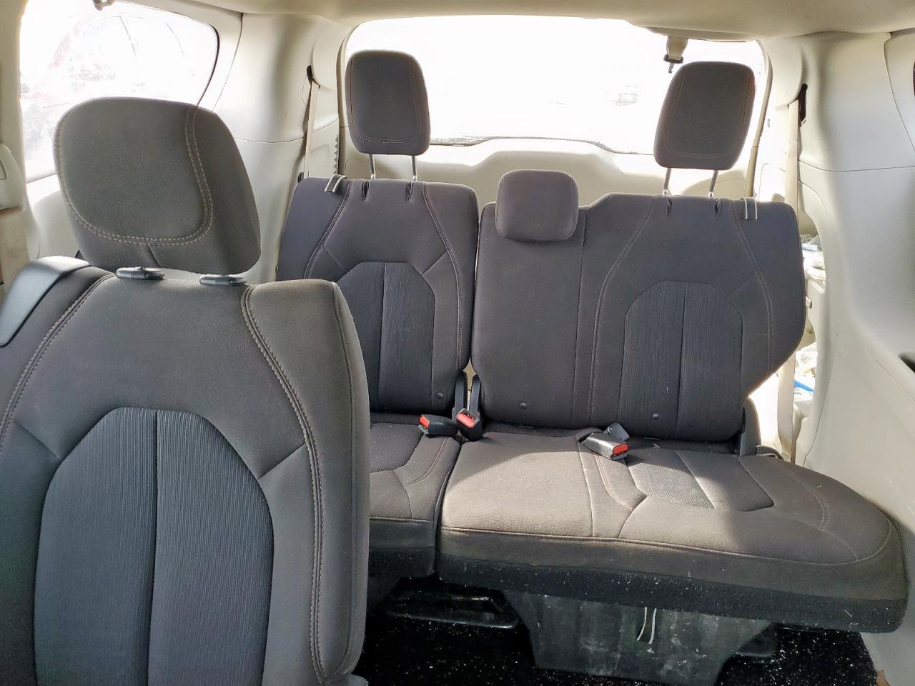 2018 Chrysler Pacifica Touring Plus VIN: 2C4RC1FG7JR117607 Lot: 64518165