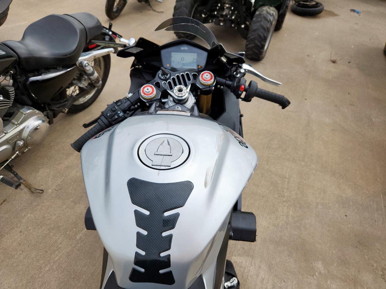 2018 Aprilia Rsv4 VIN: ZD4KEU003JS001297 Lot: 63440865